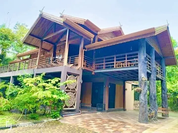 บ้าน คอหงส์